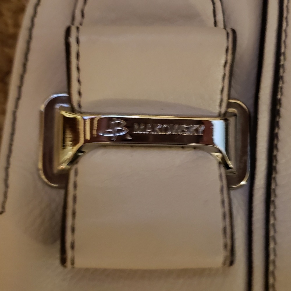 Purse - Picture 5 of 6